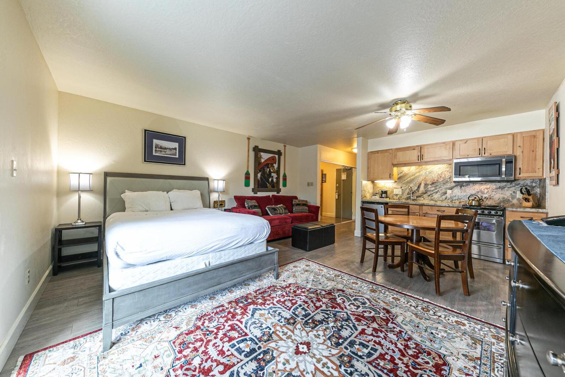 Charming Queen Studio Deluxe W/Balcony #233 At Donner Lake Village Truckee Exterior foto